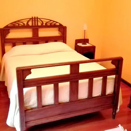 House With 5 Bedrooms In Taide With Enclosed Garden And Wifi 45 Km From The Beach بيت للعطل Póvoa de Lanhoso